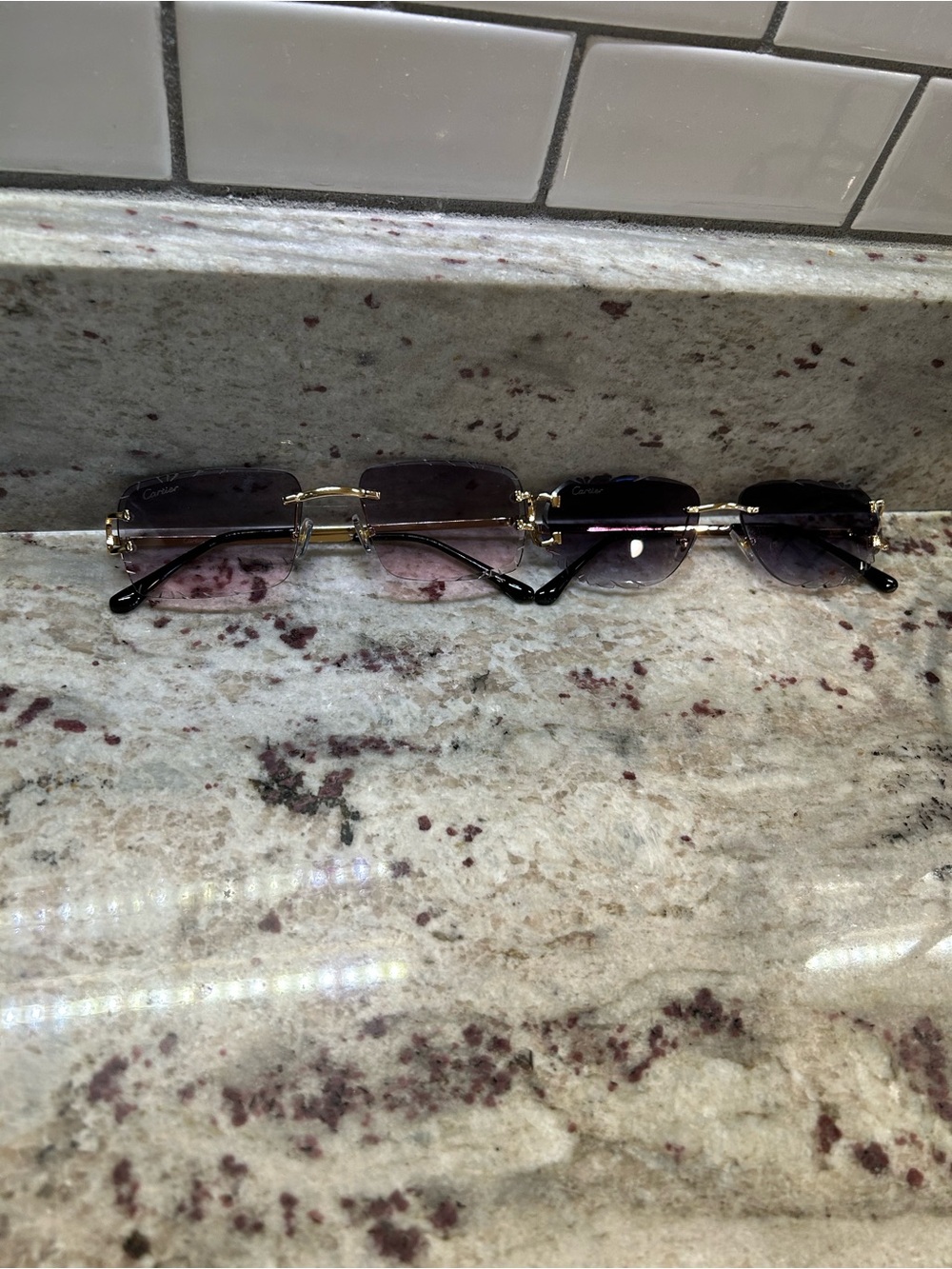 Gold Rimless Sunglasses with Black Gradient Lenses🧼🧼